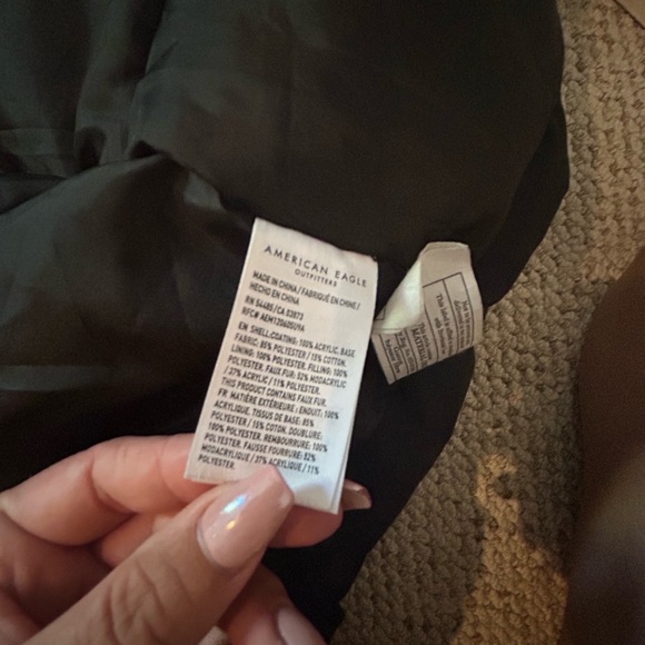 American Eagle Premium Outerwear Size Large Thick Jacket with Fur Hood - Picture 4 of 4